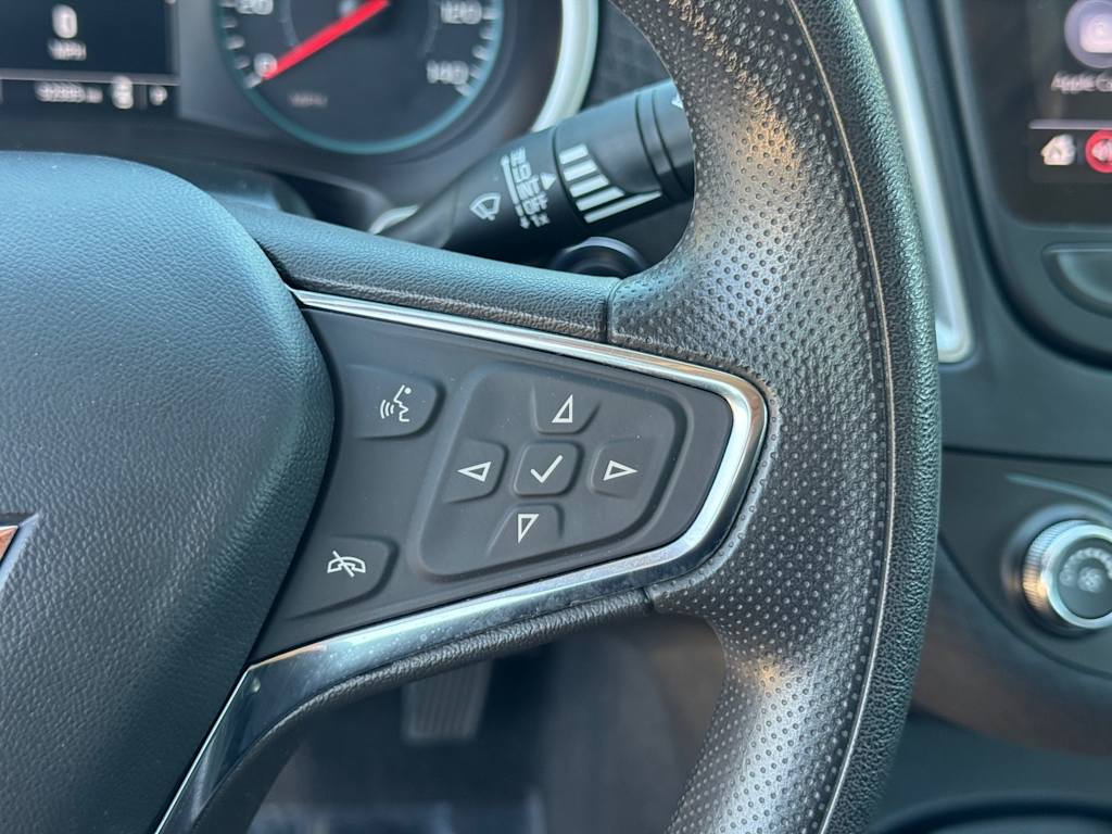 Thumbnail: 2020 Chevrolet Malibu - 24