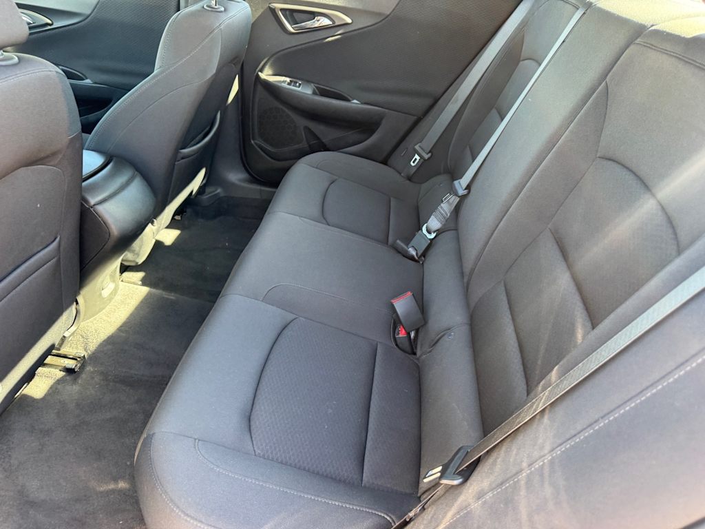 Thumbnail: 2020 Chevrolet Malibu - 11