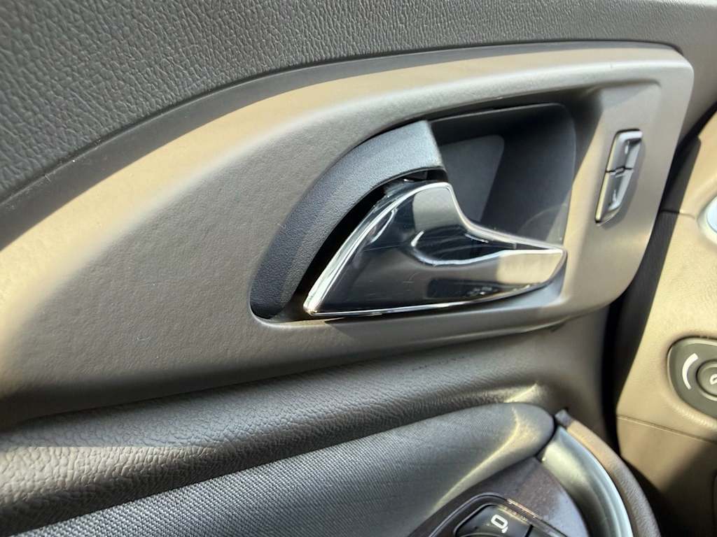 Thumbnail: 2020 Chevrolet Malibu - 17