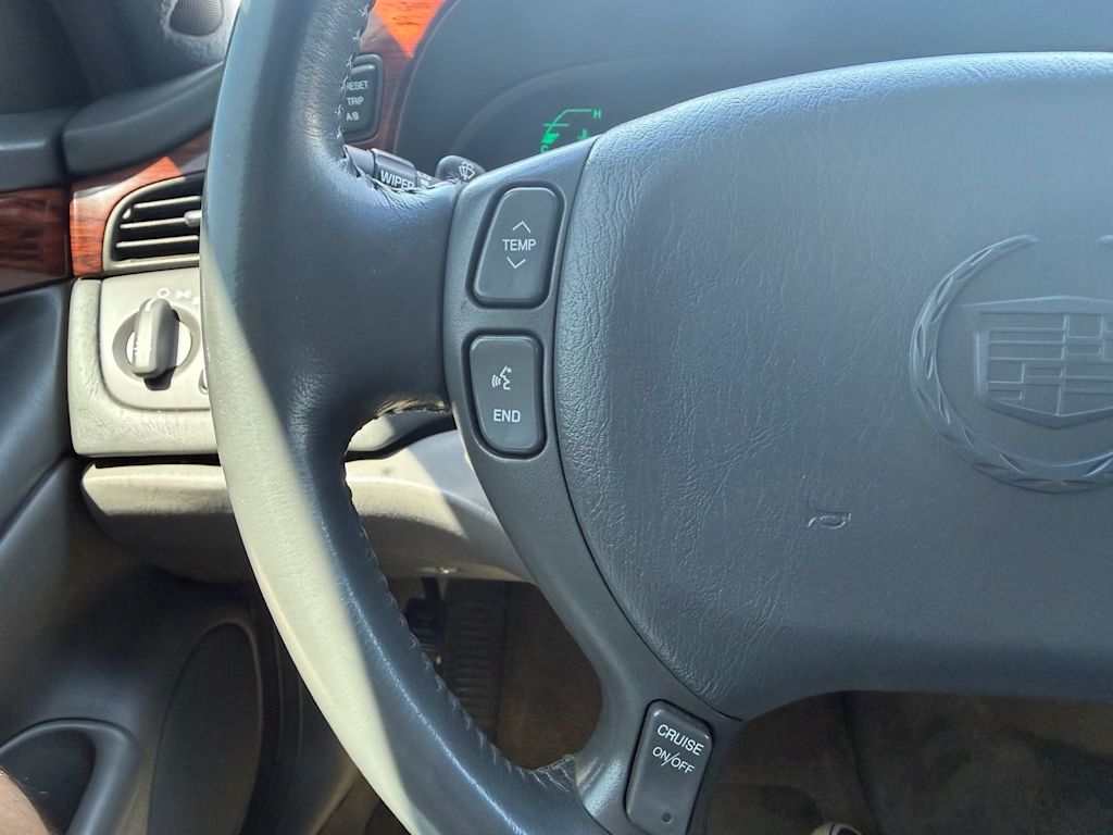 Thumbnail: 2004 Cadillac DeVille - 5