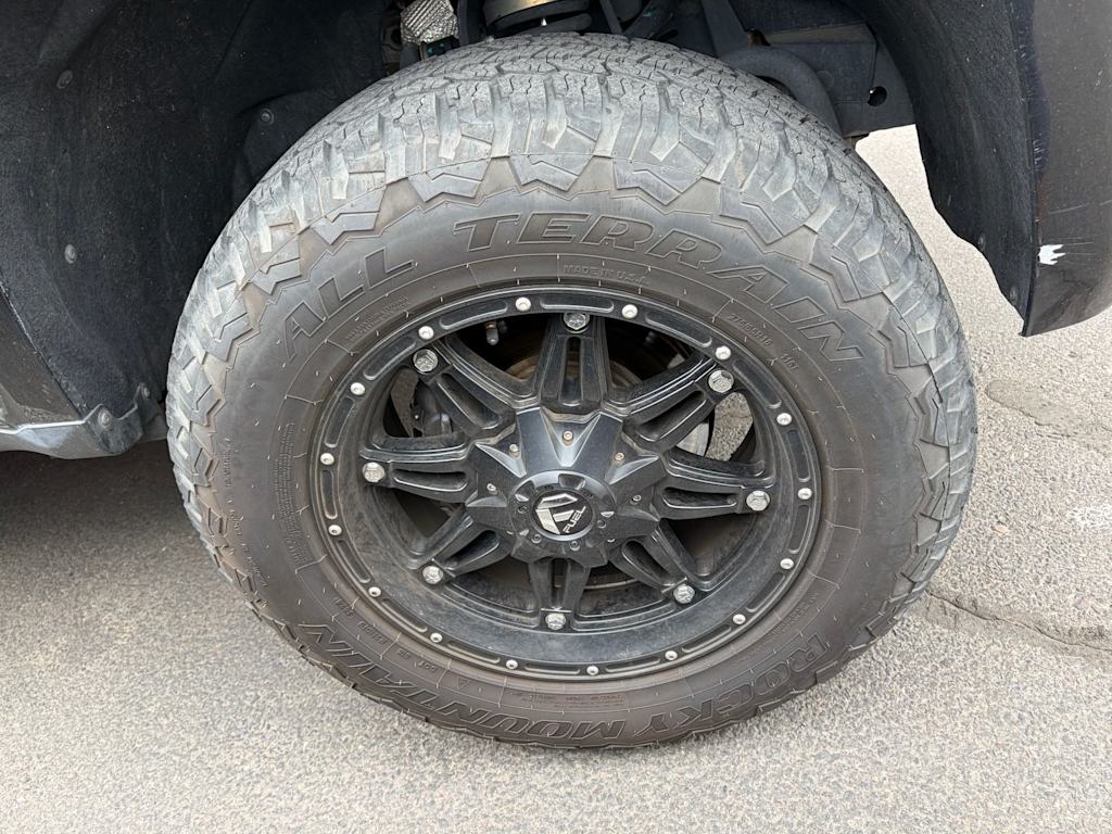 Thumbnail: 2019 Chevrolet Colorado - 3
