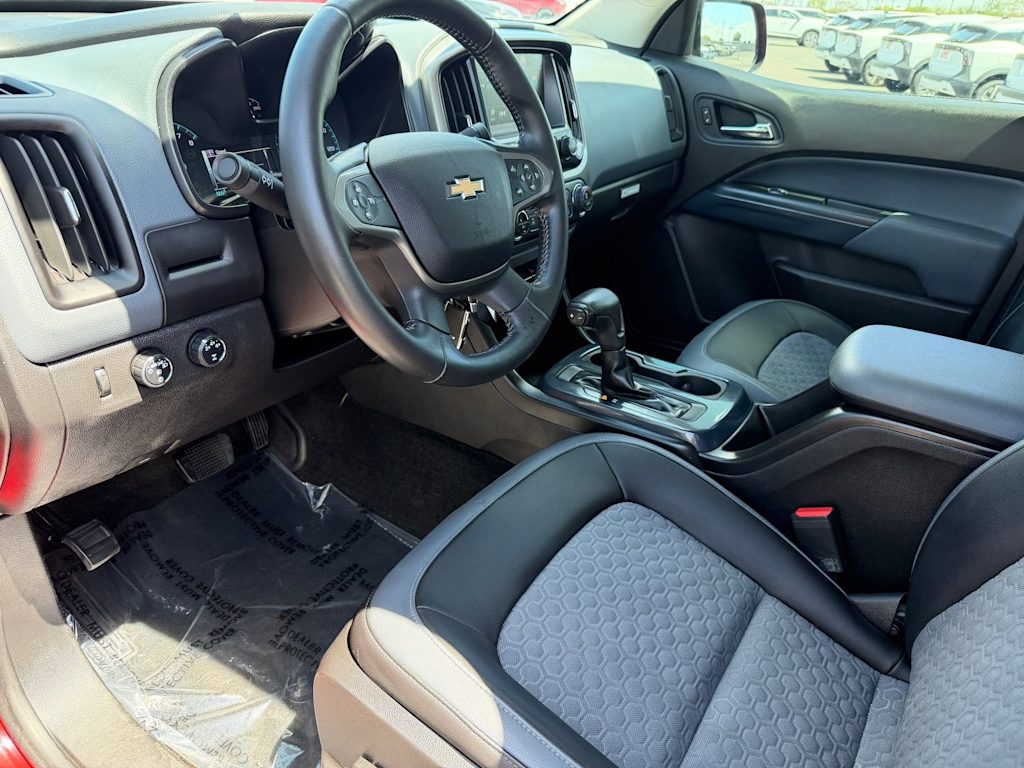 Thumbnail: 2016 Chevrolet Colorado - 2