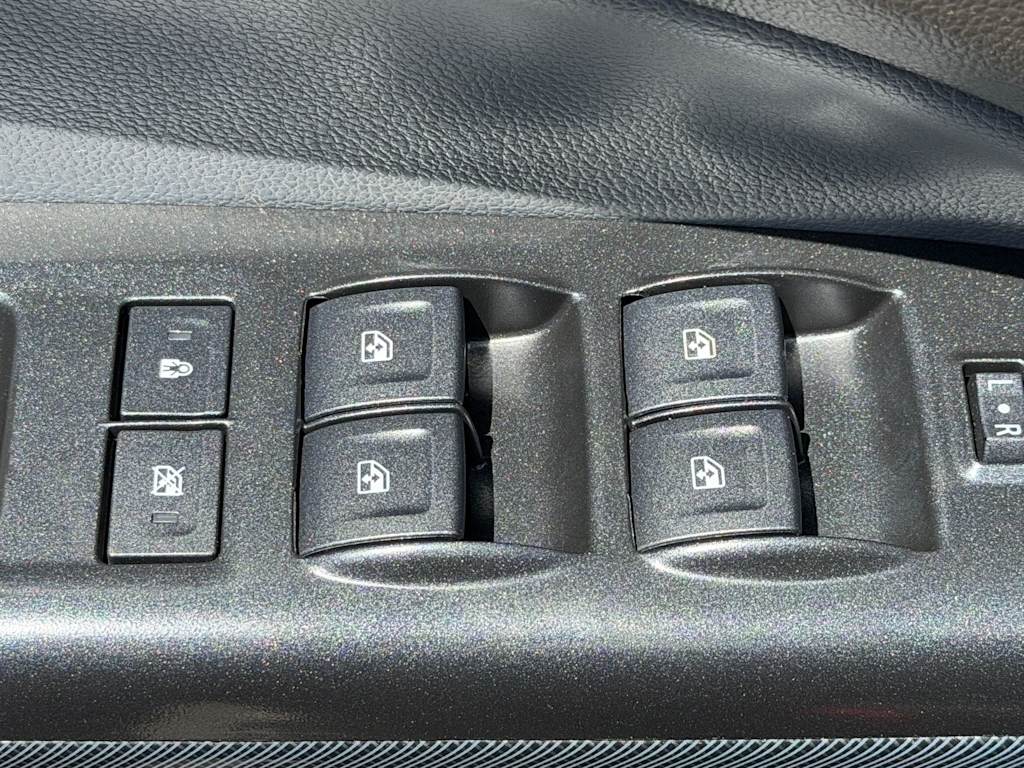 Thumbnail: 2016 Chevrolet Colorado - 19