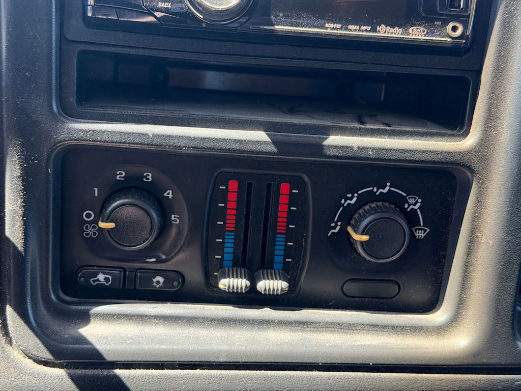 Thumbnail: 2007 Chevrolet Silverado 2500 - 17