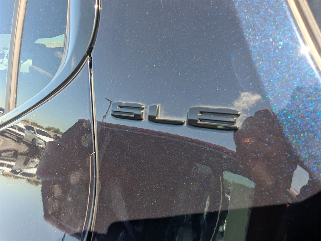 Thumbnail: 2021 GMC Acadia - 18