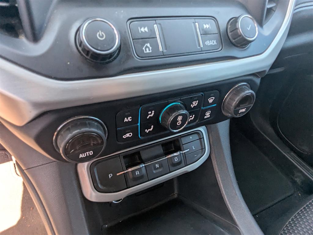 Thumbnail: 2021 GMC Acadia - 21