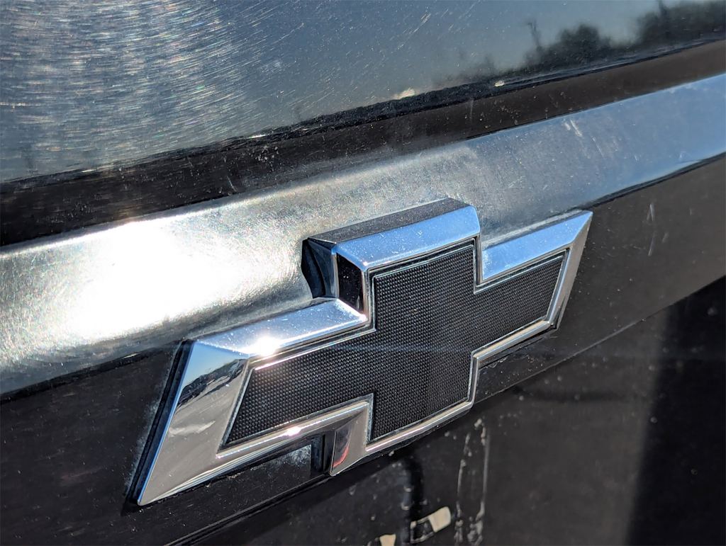 Thumbnail: 2017 Chevrolet Tahoe - 16