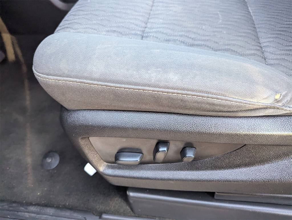 Thumbnail: 2017 Chevrolet Tahoe - 17