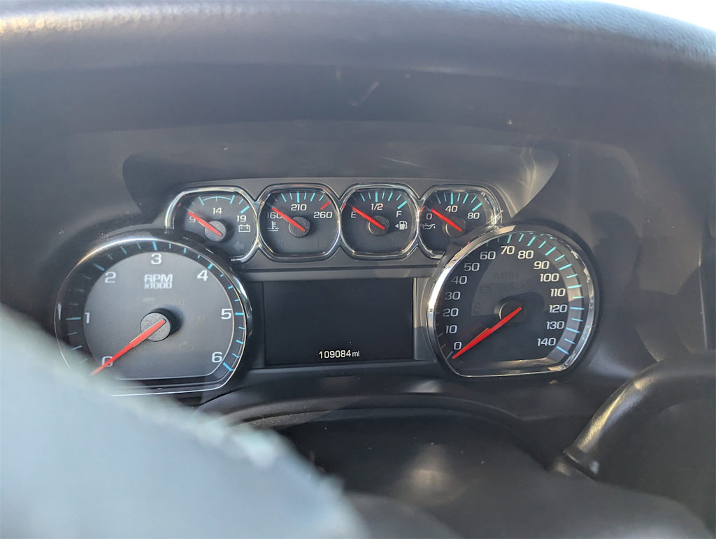 Thumbnail: 2017 Chevrolet Tahoe - 10