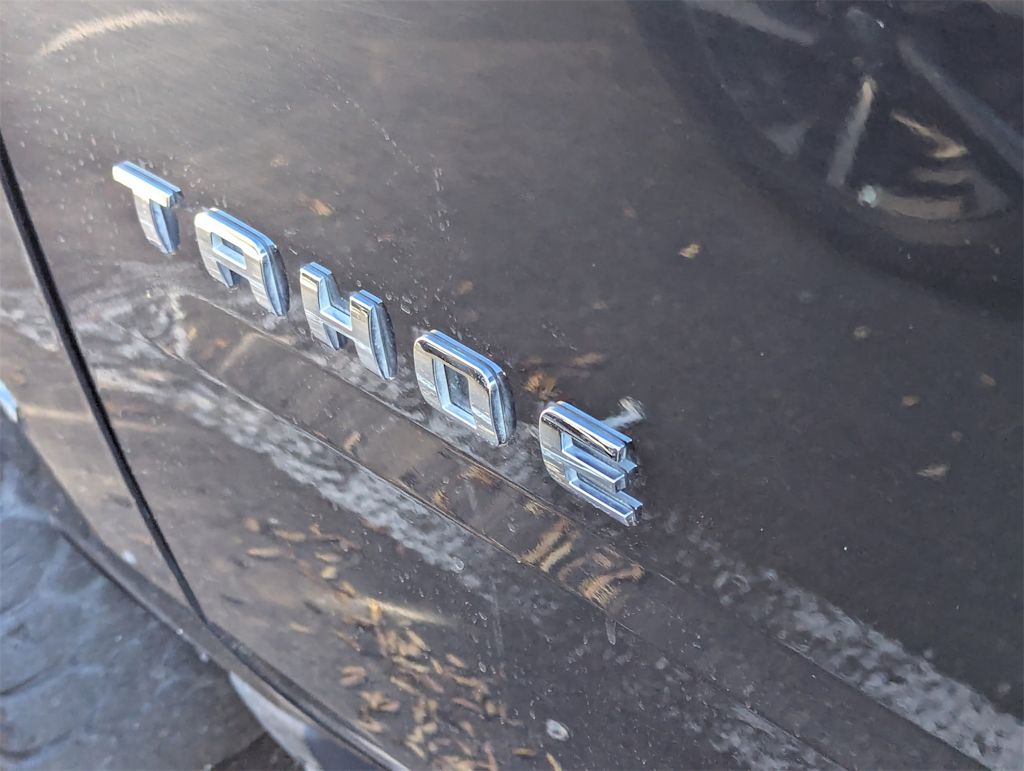 Thumbnail: 2017 Chevrolet Tahoe - 4