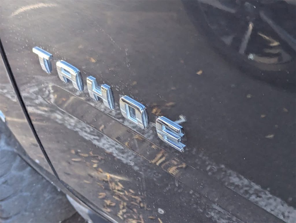 Thumbnail: 2017 Chevrolet Tahoe - 4