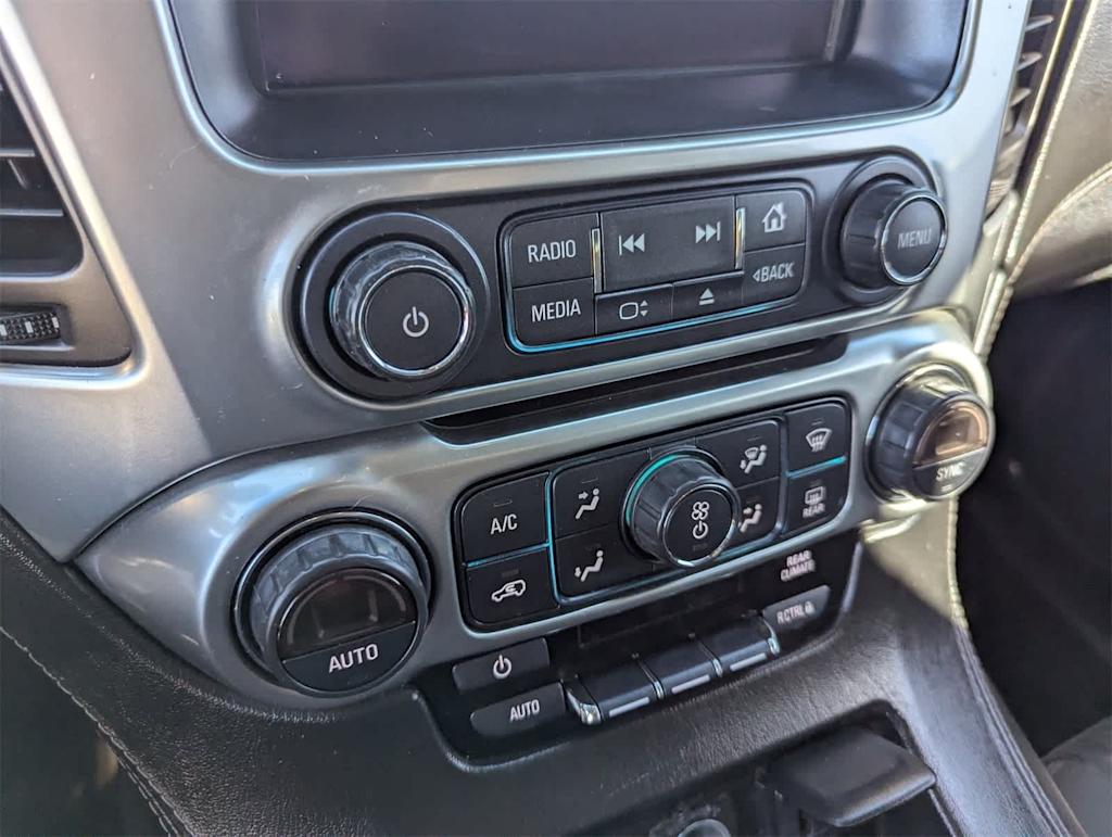 Thumbnail: 2017 Chevrolet Tahoe - 18