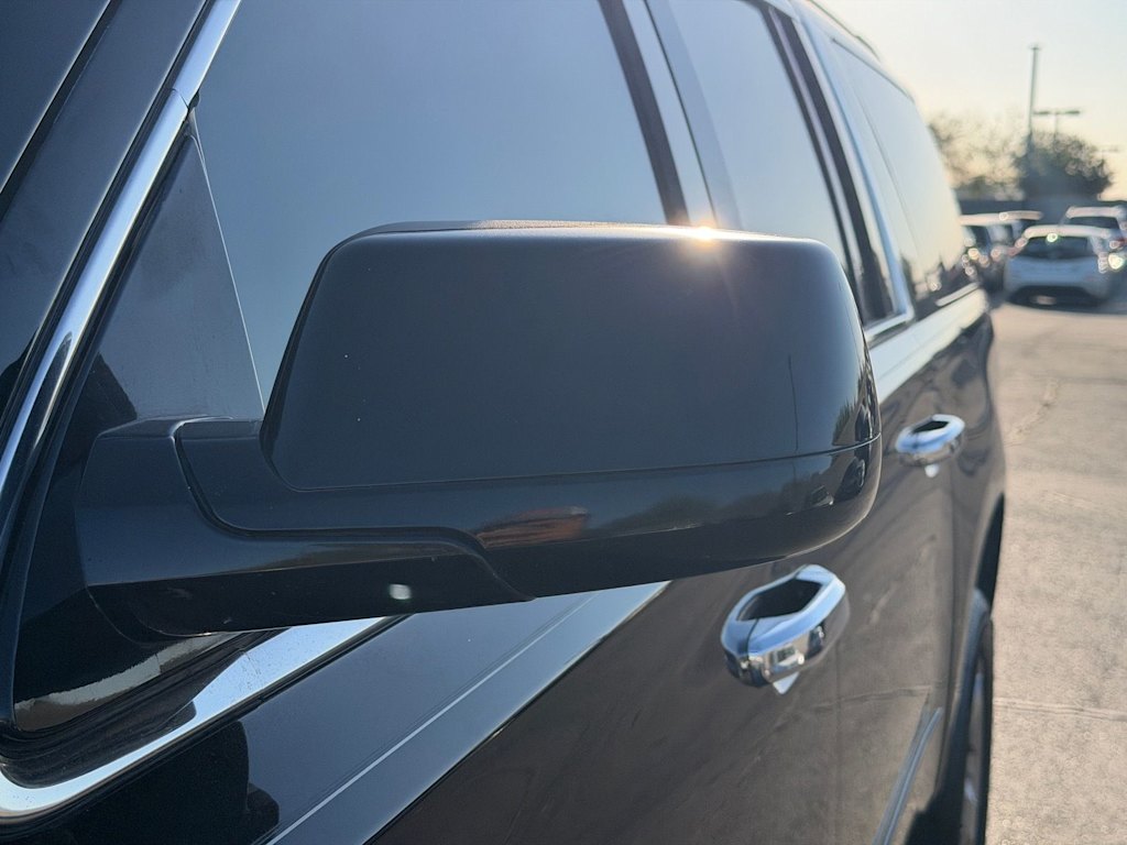 Thumbnail: 2018 Chevrolet Suburban - 29