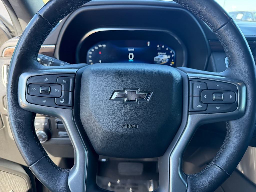 Thumbnail: 2022 Chevrolet Suburban - 24