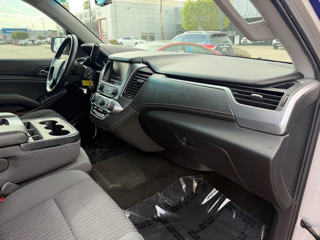 Thumbnail: 2017 Chevrolet Suburban - 2