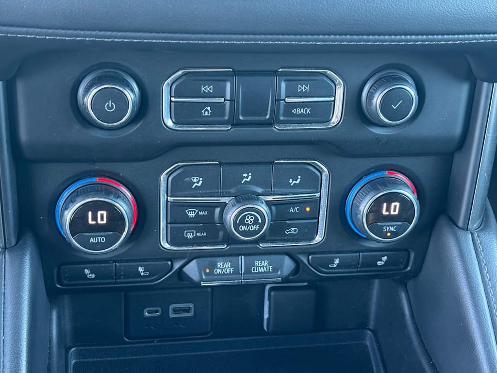 Thumbnail: 2021 Chevrolet Tahoe - 28