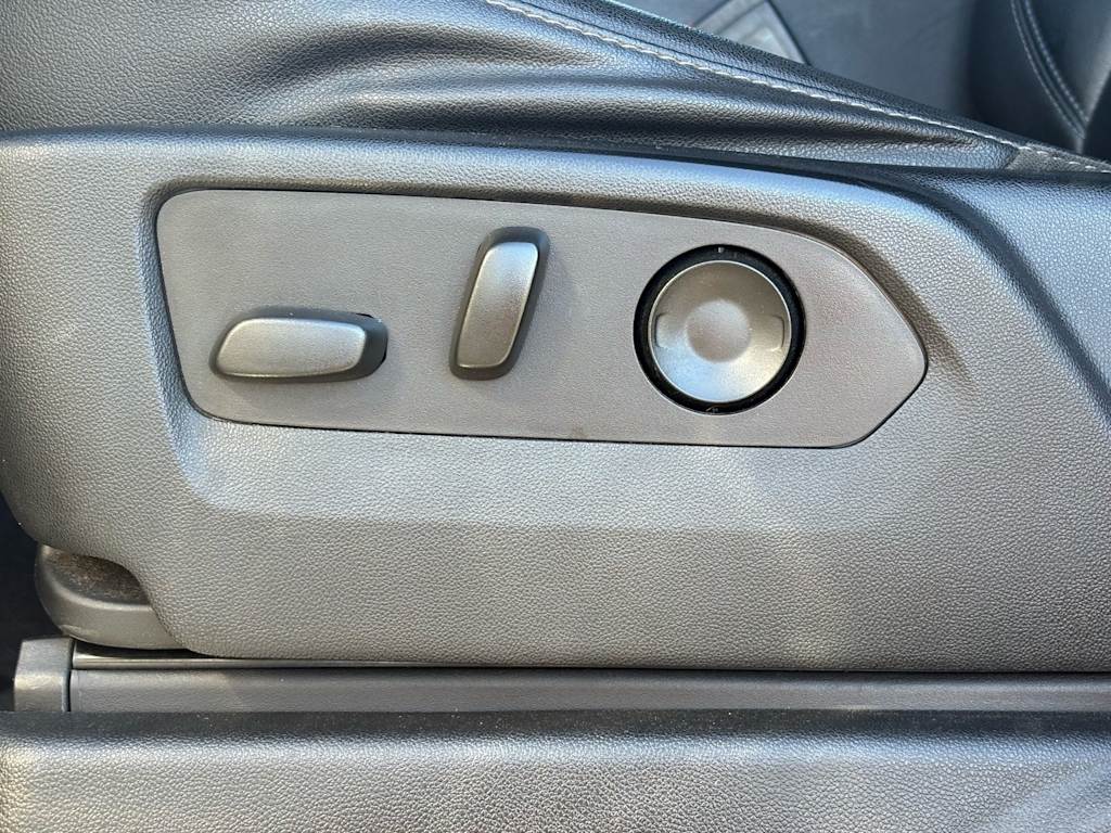 Thumbnail: 2021 Chevrolet Tahoe - 22