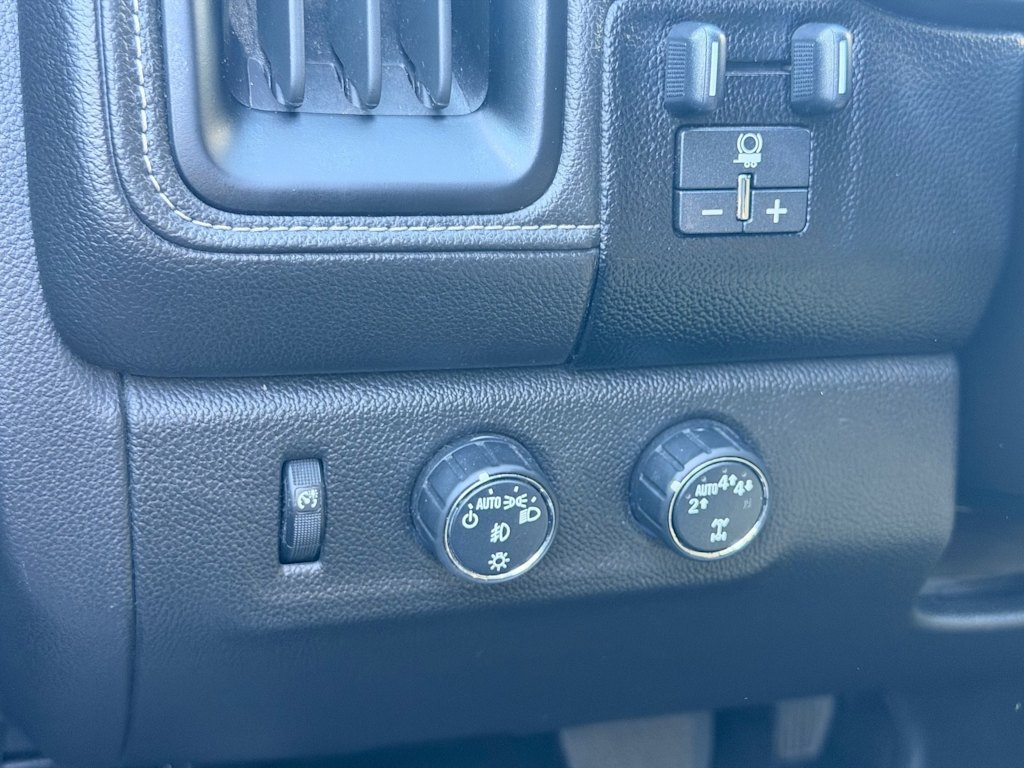 Thumbnail: 2020 GMC Canyon - 22