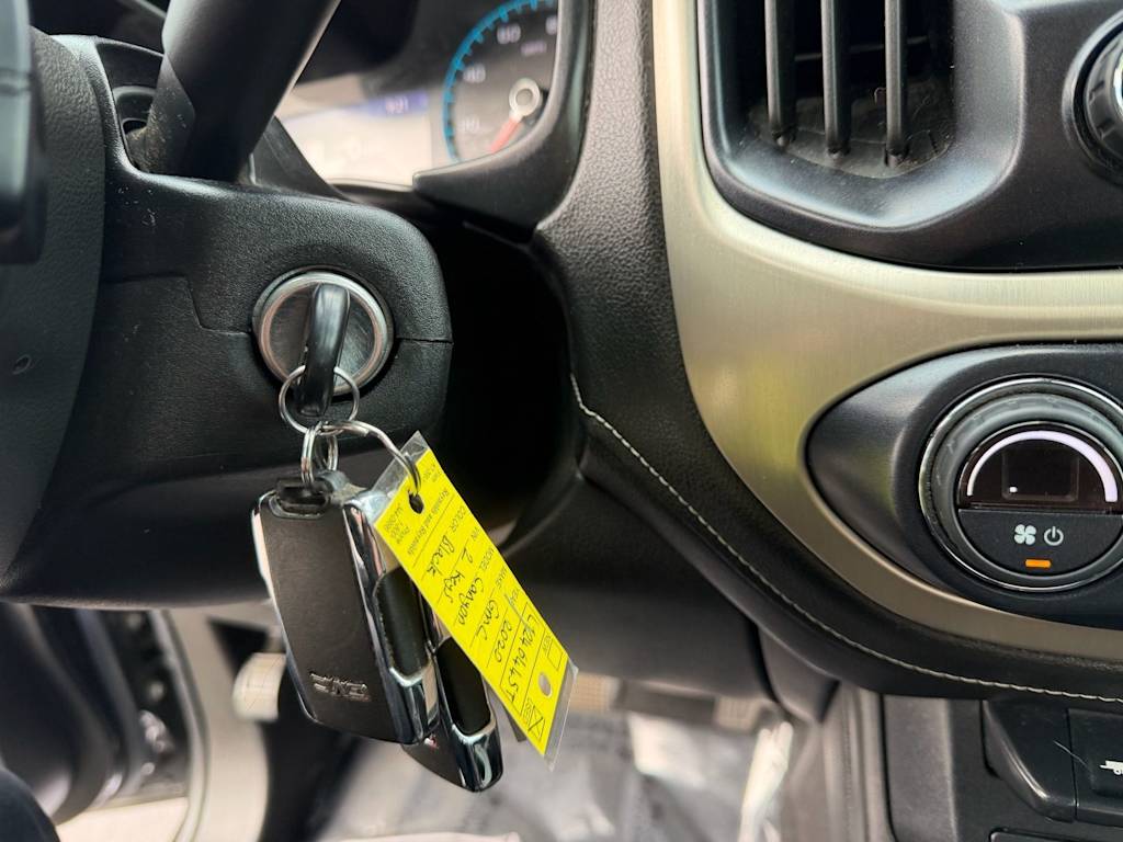 Thumbnail: 2020 GMC Canyon - 32