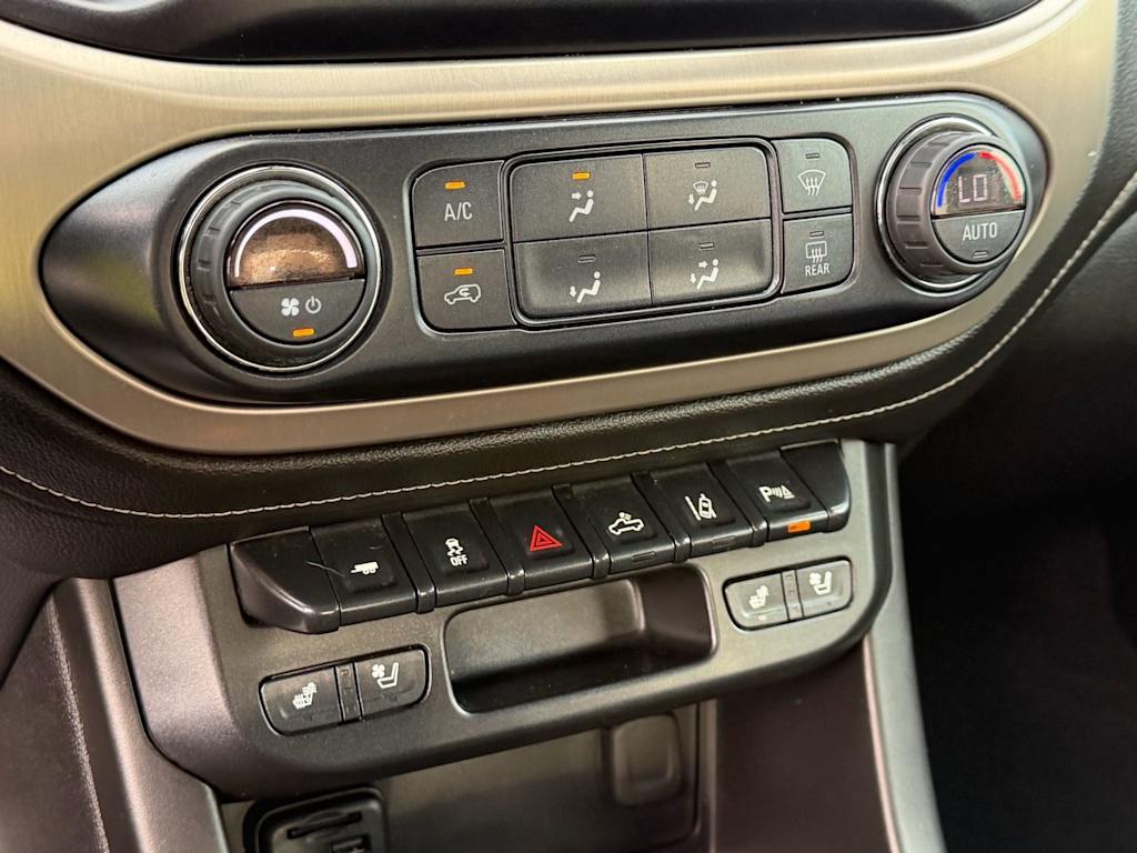 Thumbnail: 2020 GMC Canyon - 30