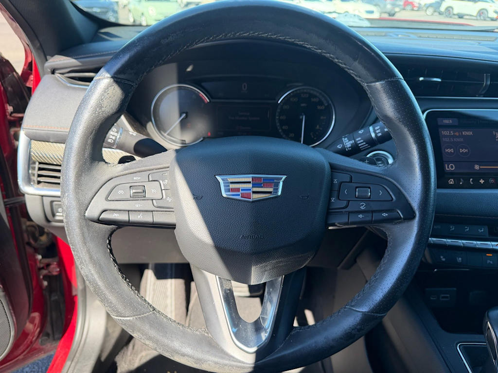 Thumbnail: 2019 Cadillac XT4 - 2