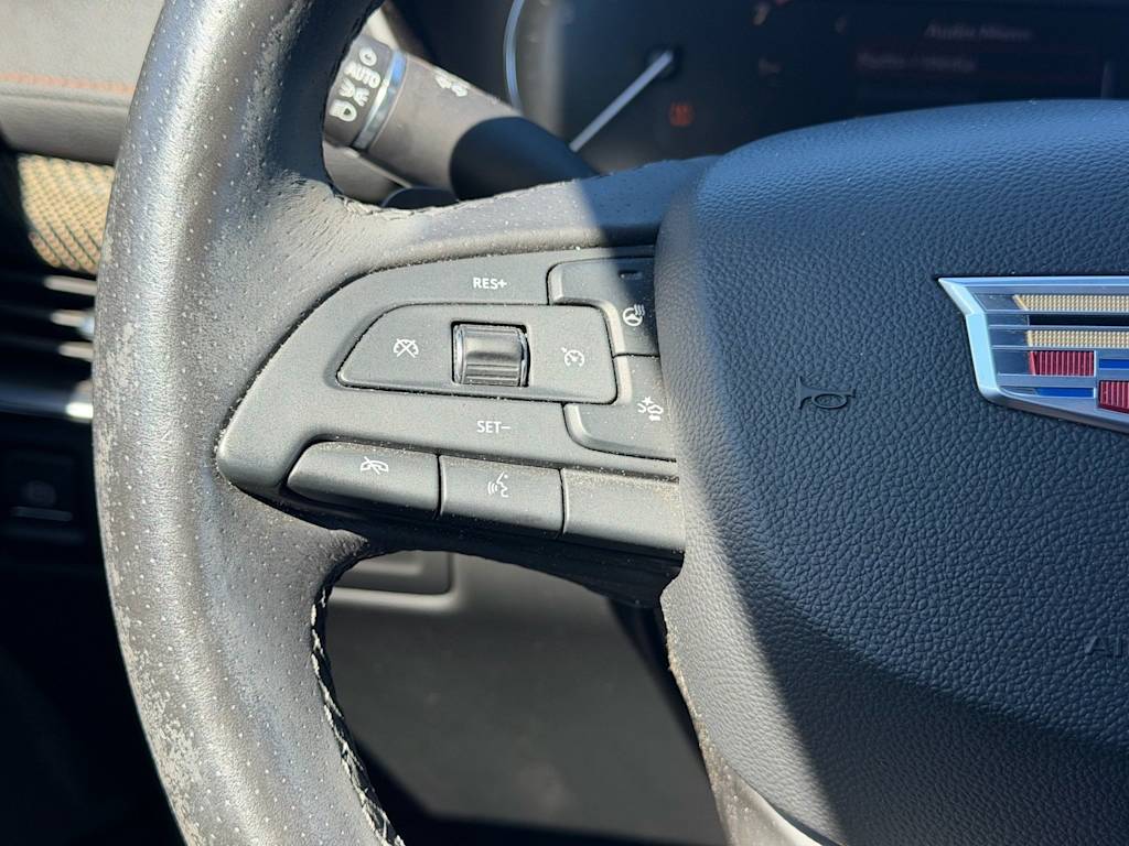 Thumbnail: 2019 Cadillac XT4 - 14