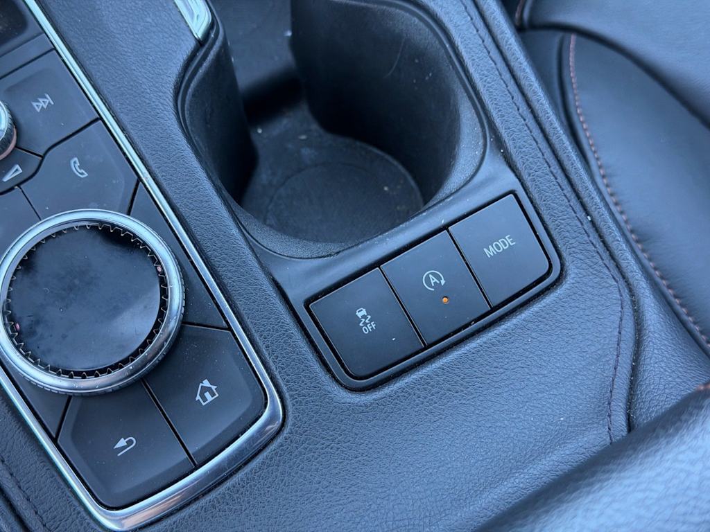 Thumbnail: 2019 Cadillac XT4 - 20