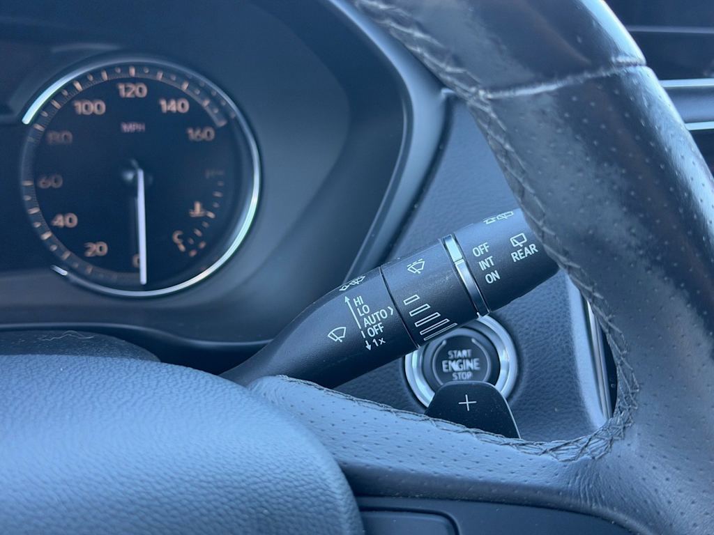 Thumbnail: 2019 Cadillac XT4 - 15
