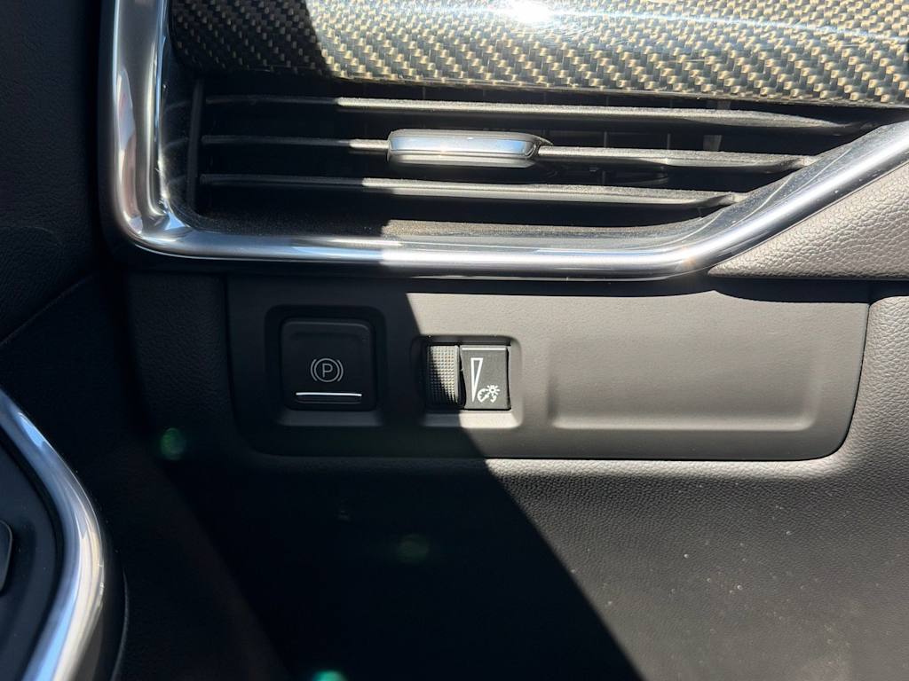 Thumbnail: 2019 Cadillac XT4 - 21