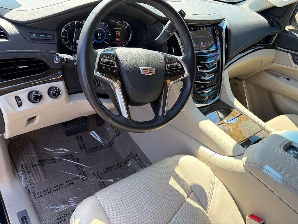 Thumbnail: 2018 Cadillac Escalade - 2