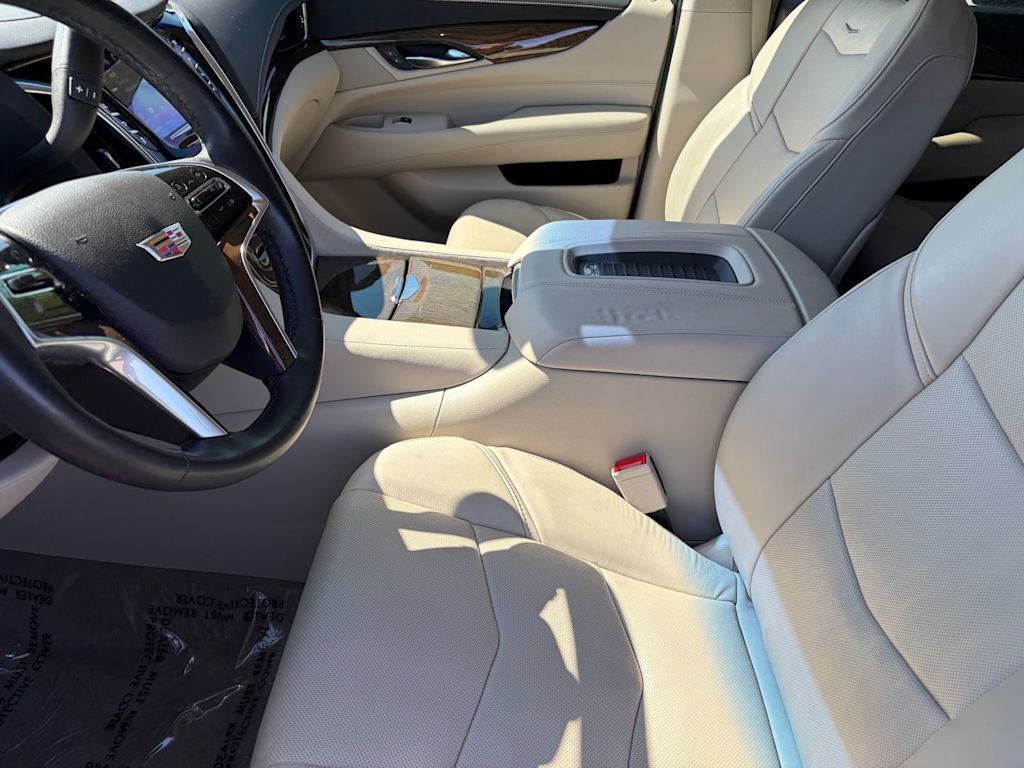 Thumbnail: 2018 Cadillac Escalade - 8