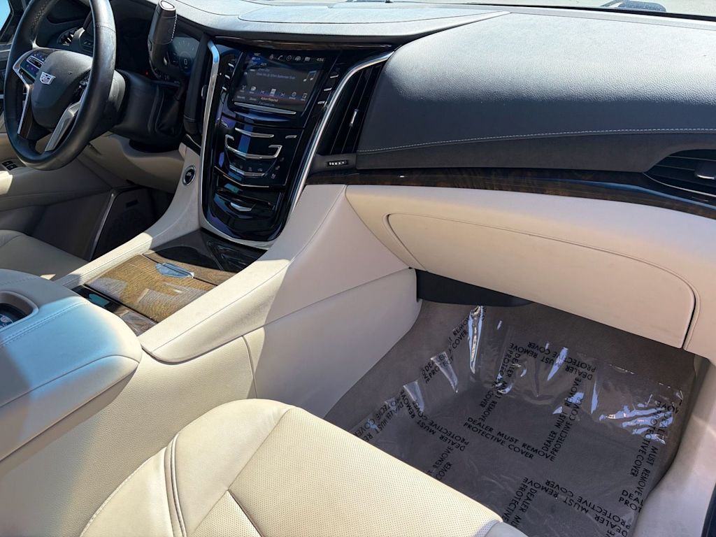 Thumbnail: 2018 Cadillac Escalade - 2