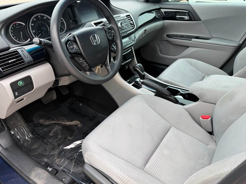Thumbnail: 2017 Honda Accord - 2