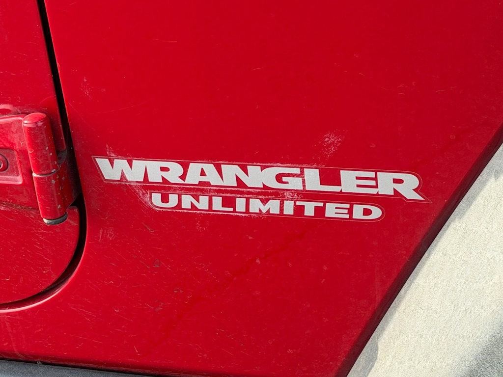 Thumbnail: 2010 Jeep Wrangler - 8