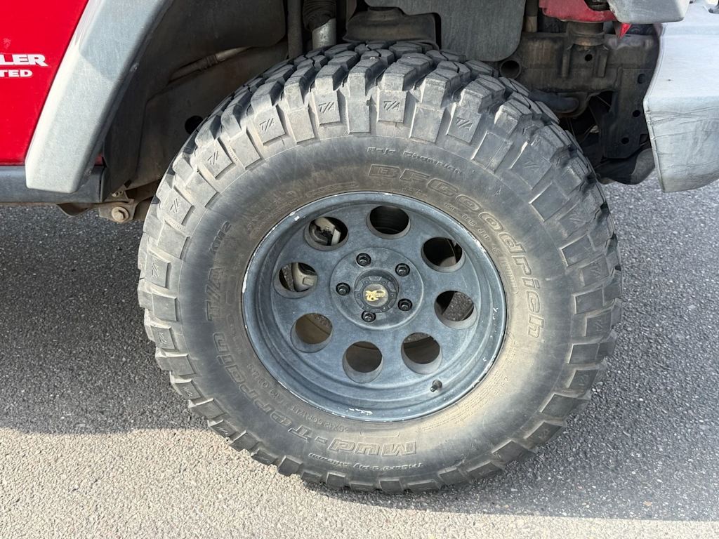 Thumbnail: 2010 Jeep Wrangler - 3