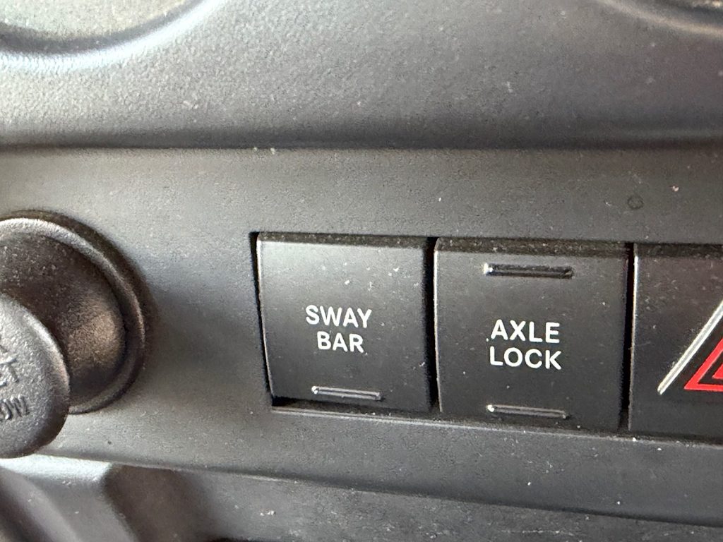 Thumbnail: 2010 Jeep Wrangler - 18