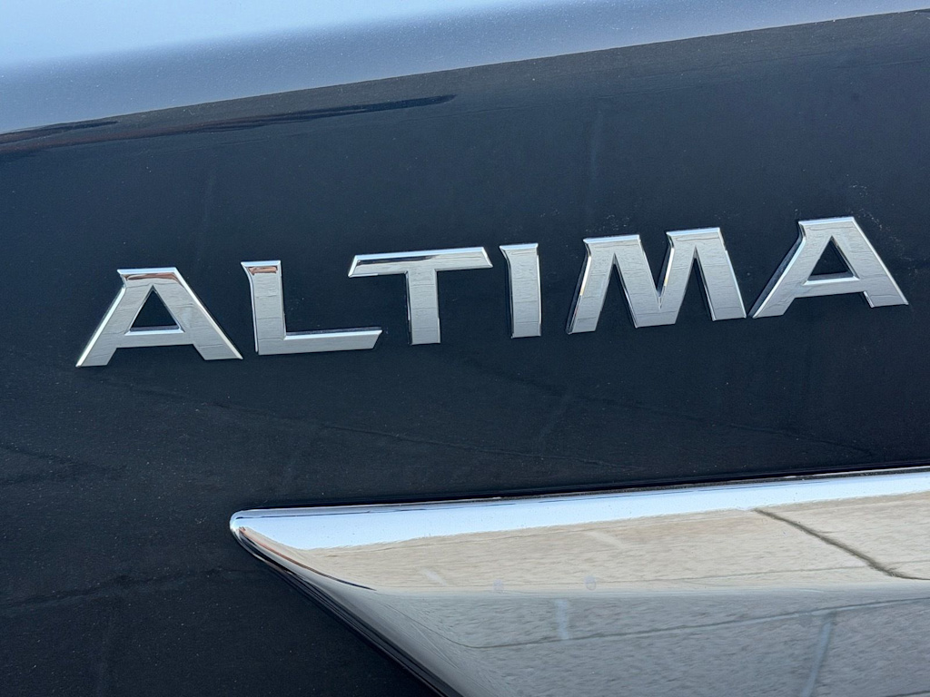 Thumbnail: 2014 Nissan Altima - 4