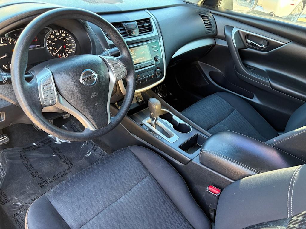 Thumbnail: 2017 Nissan Altima - 2