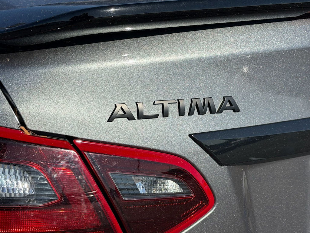 Thumbnail: 2018 Nissan Altima - 20