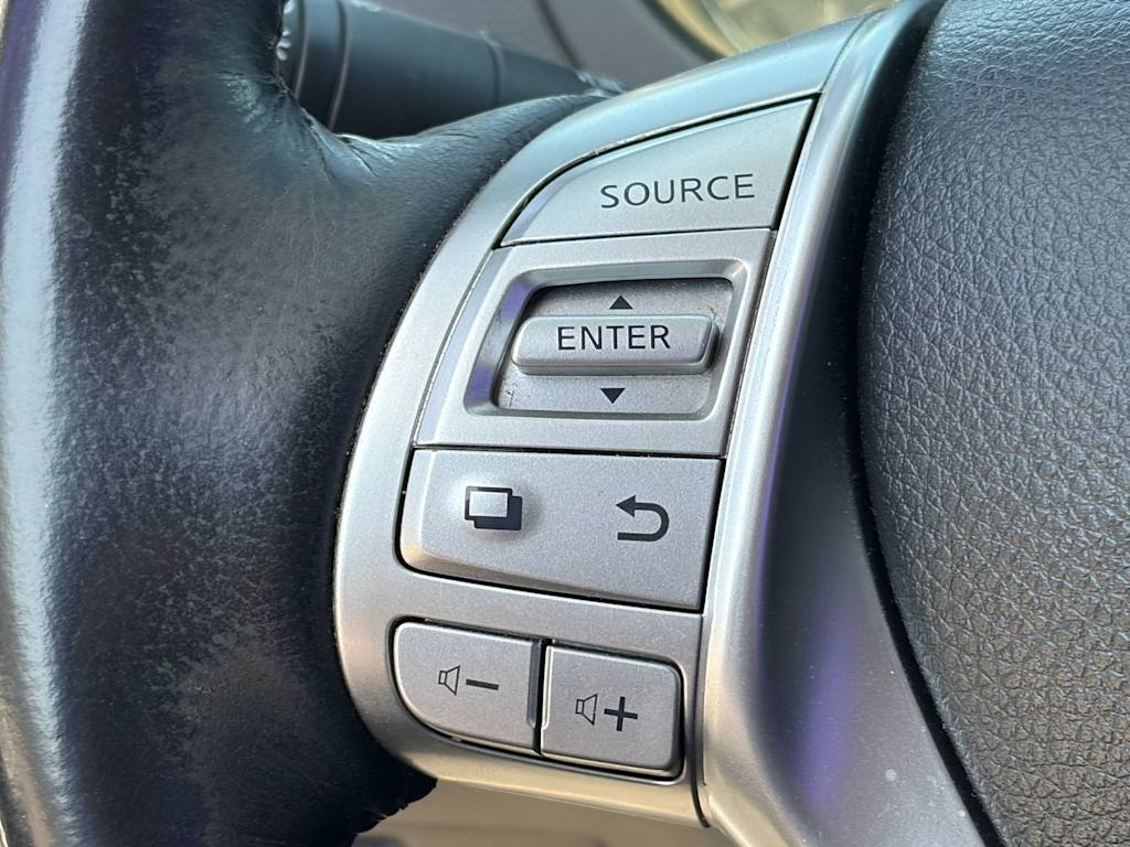 Thumbnail: 2018 Nissan Altima - 15