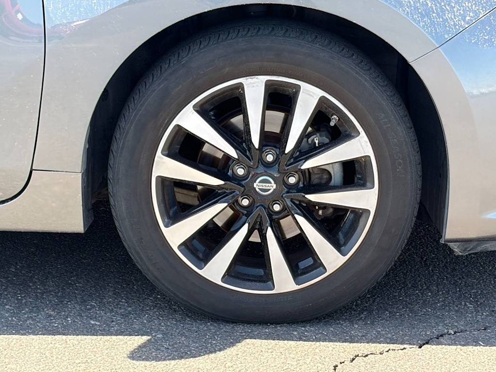 Thumbnail: 2018 Nissan Altima - 4