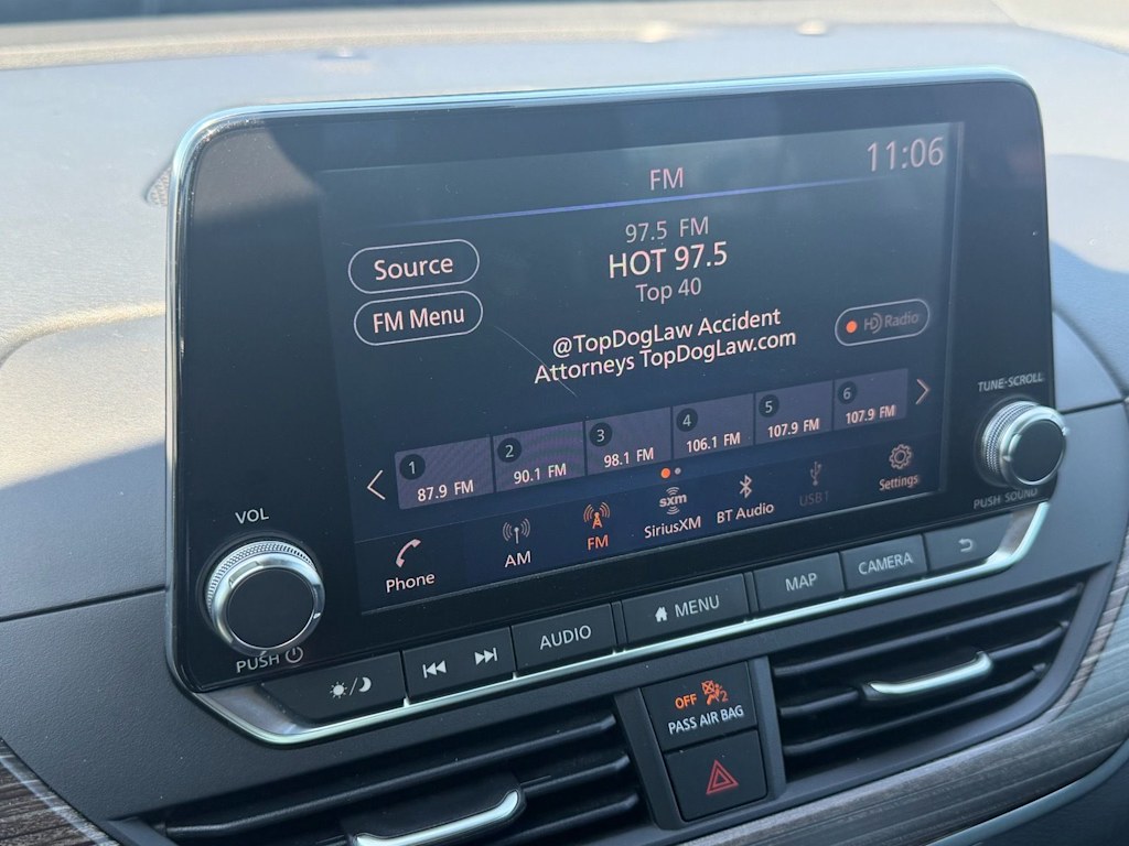 Thumbnail: 2019 Nissan Altima - 6