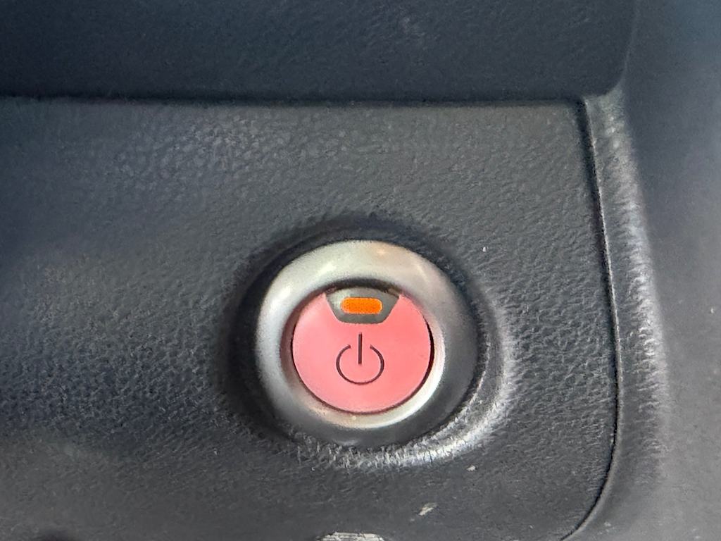 Thumbnail: 2015 Nissan Leaf - 20