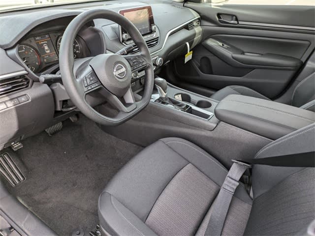 Thumbnail: 2025 Nissan Altima - 2