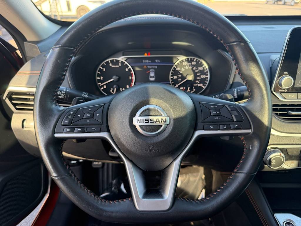 Thumbnail: 2022 Nissan Altima - 11