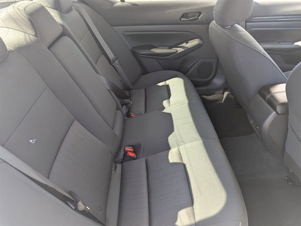 Thumbnail: 2025 Nissan Altima - 10