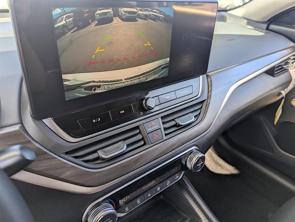 Thumbnail: 2025 Nissan Altima - 23