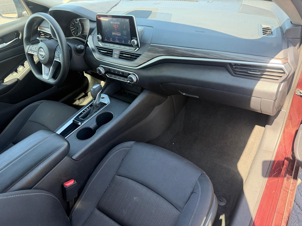 Thumbnail: 2025 Nissan Altima - 2