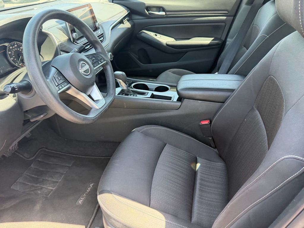 Thumbnail: 2024 Nissan Altima - 25
