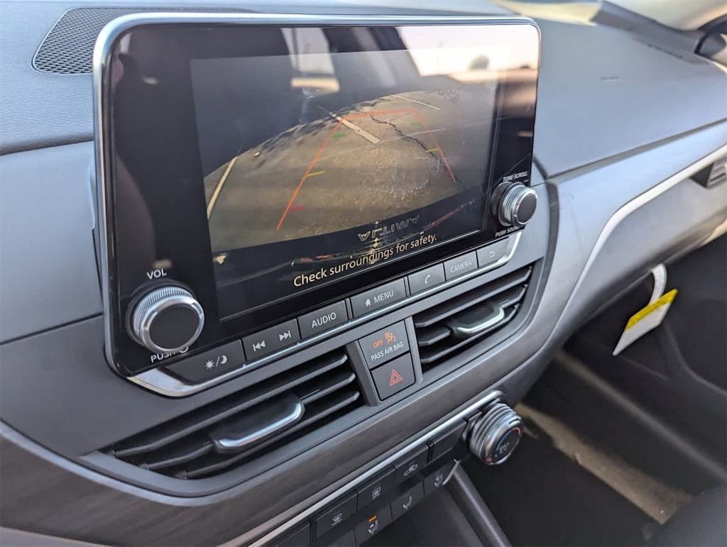 Thumbnail: 2025 Nissan Altima - 24